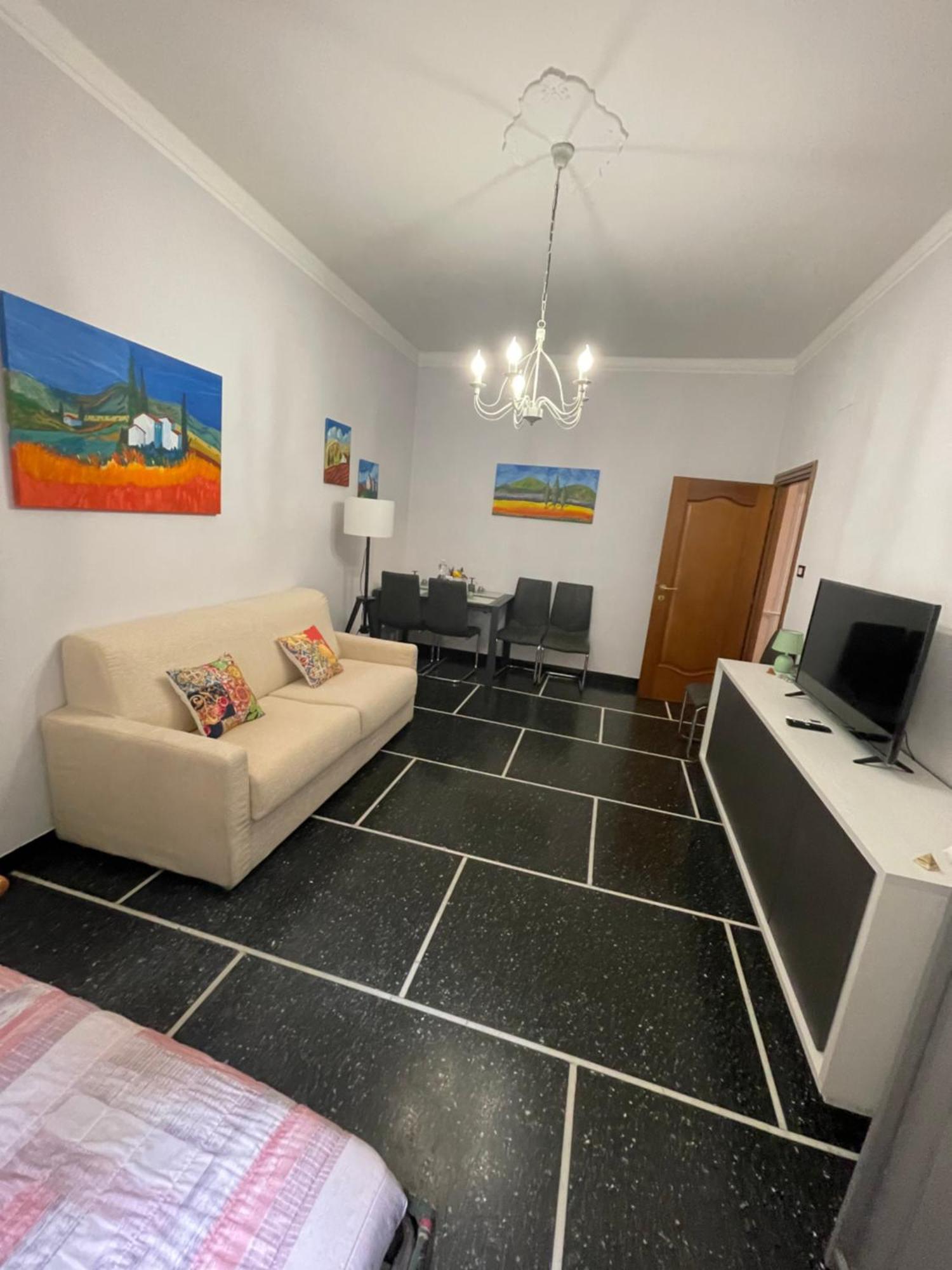 Molo Apartament Генуа Екстериор снимка