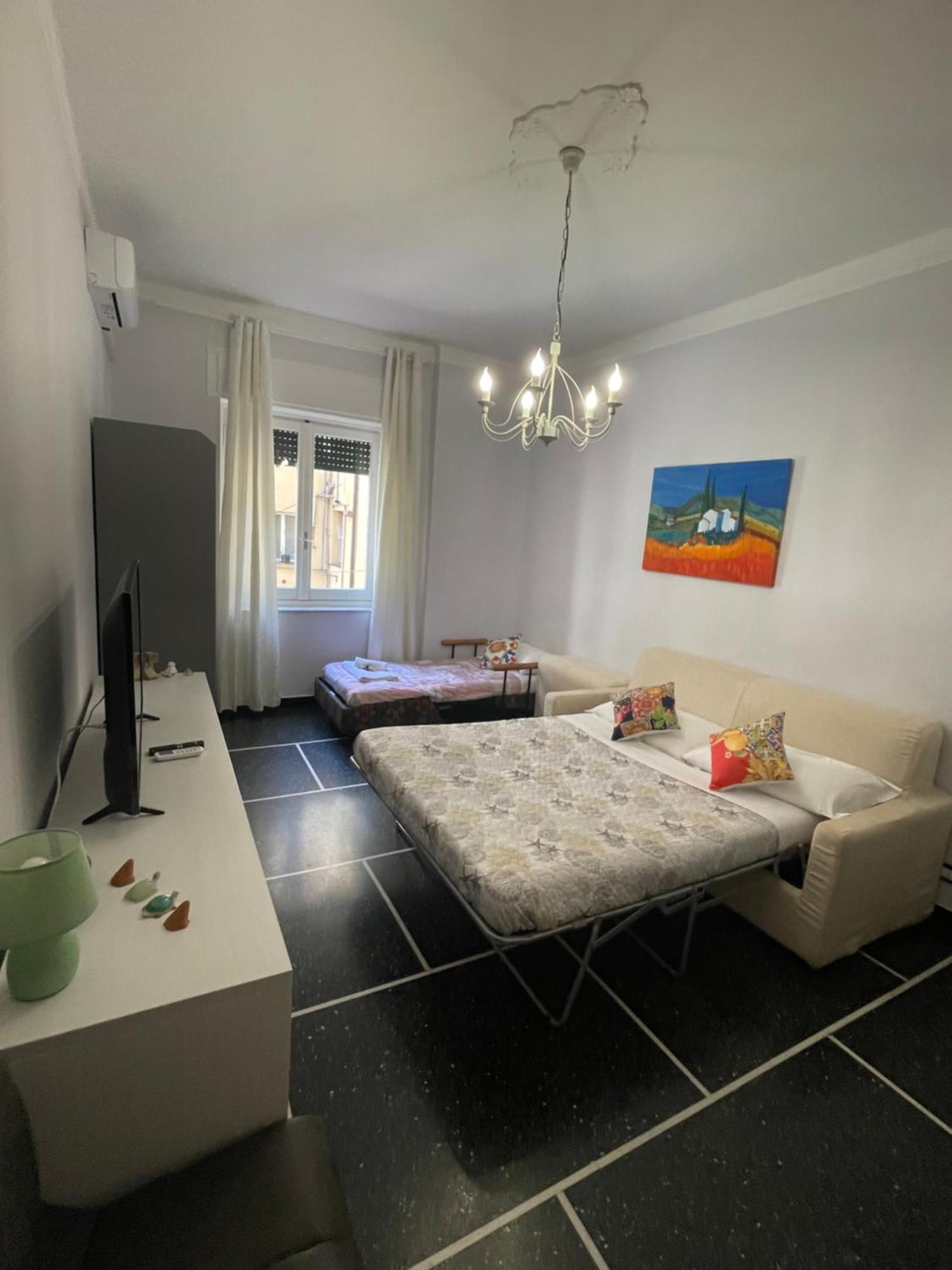 Molo Apartament Генуа Екстериор снимка