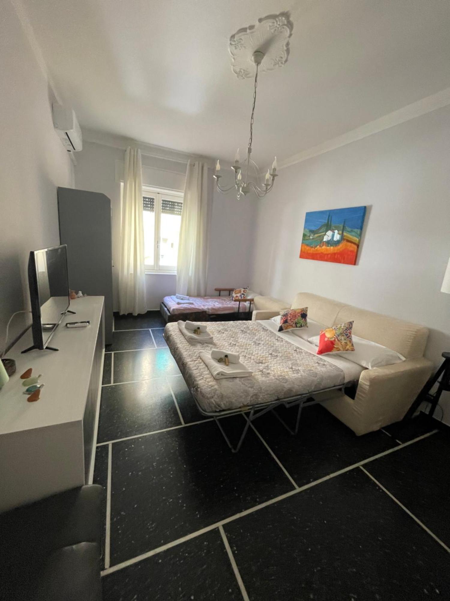 Molo Apartament Генуа Екстериор снимка